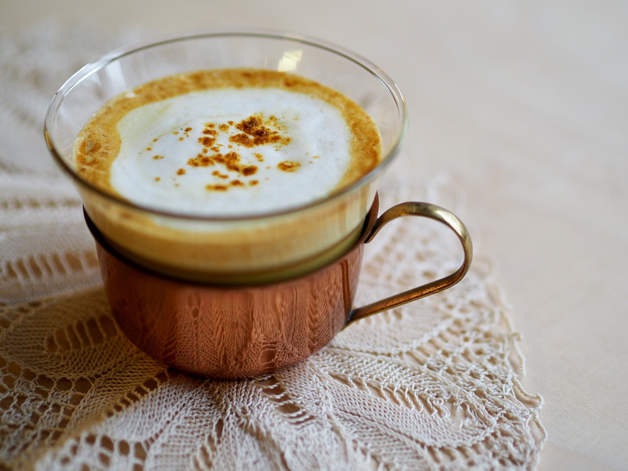 Haldi Doodh ke Fayde